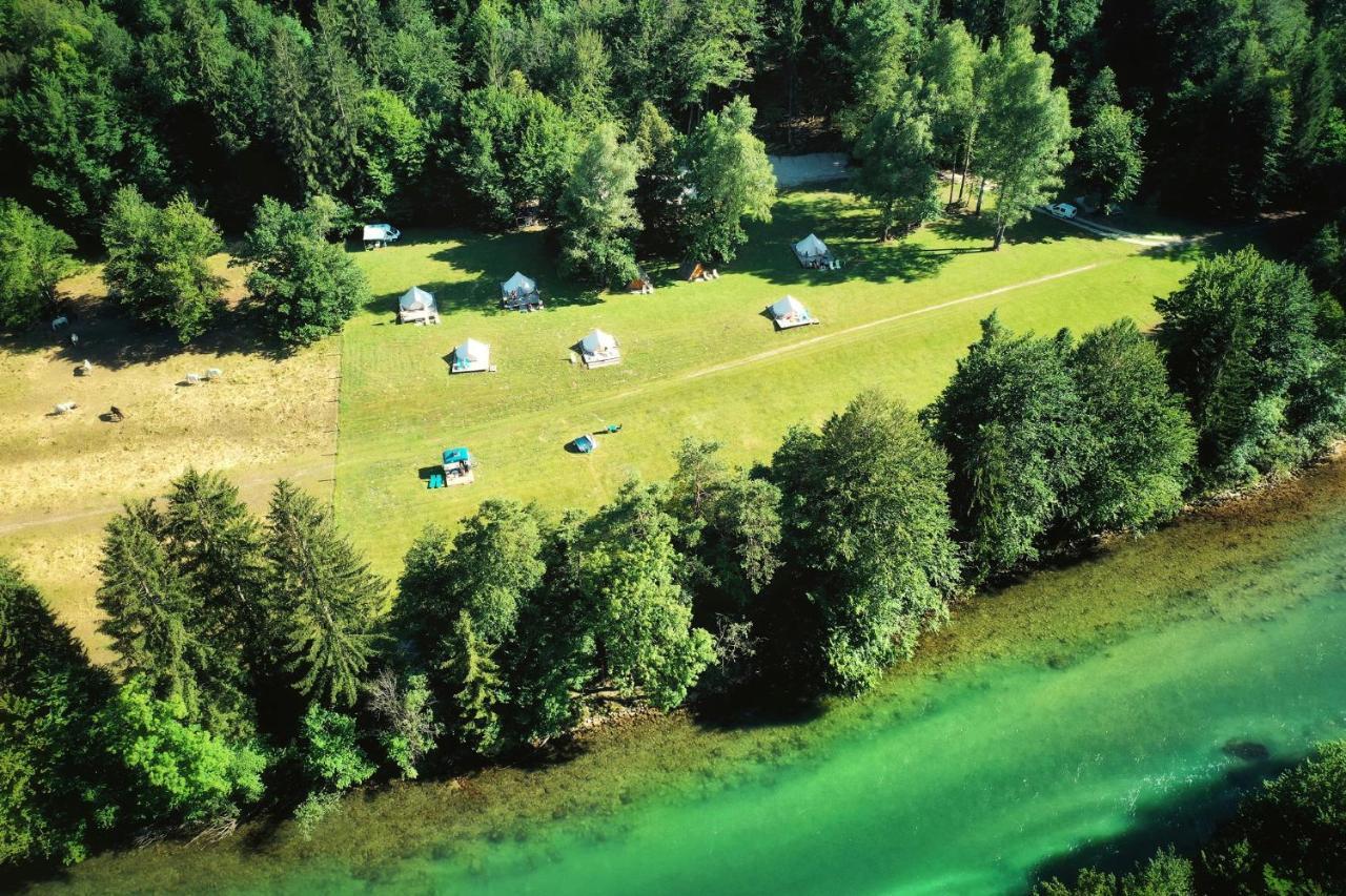 Hotel Eco River Camp Radovljica Esterno foto