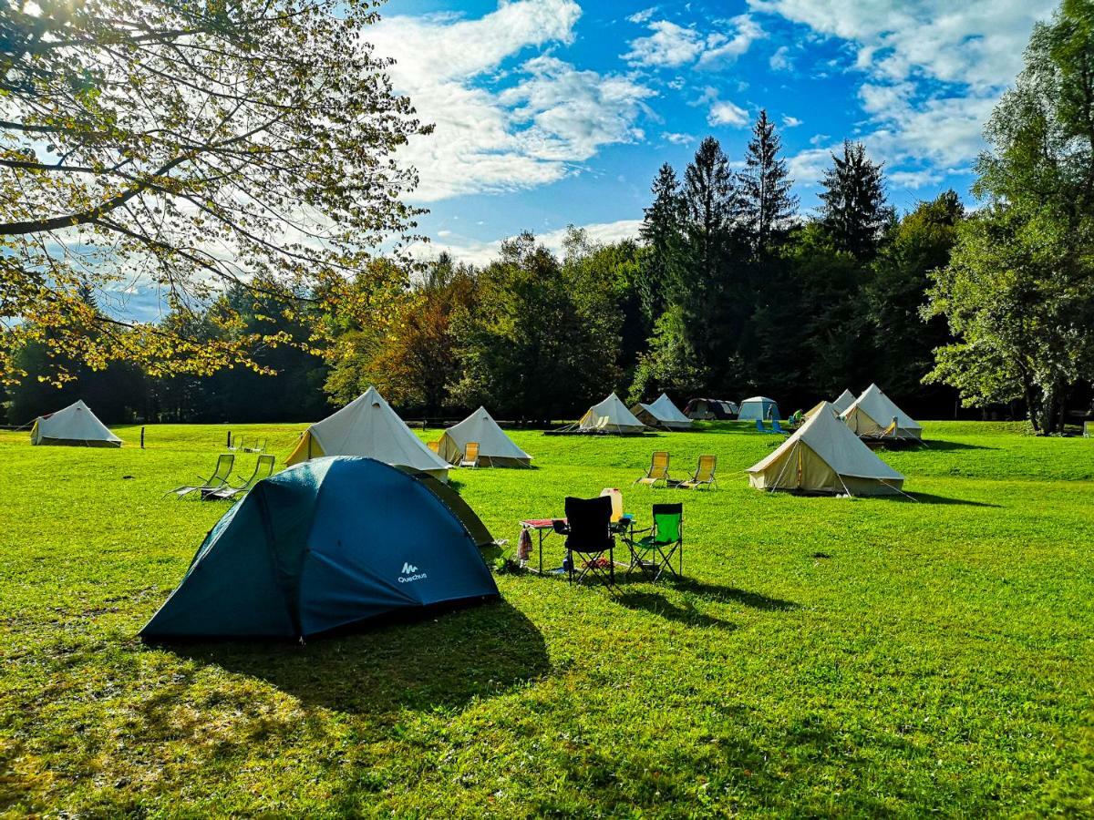 Hotel Eco River Camp Radovljica Esterno foto